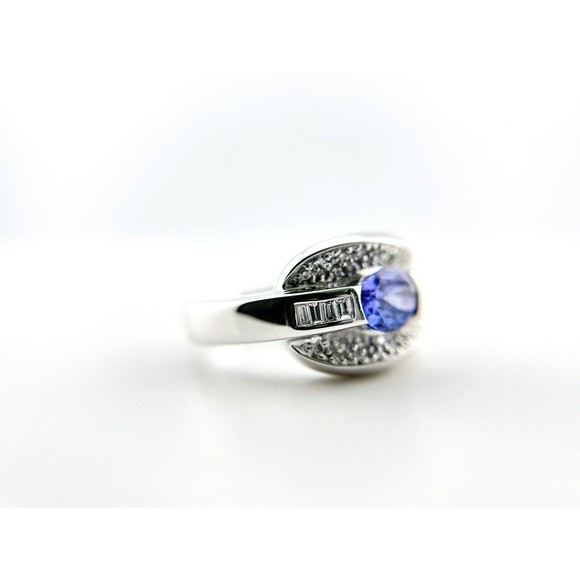 Natural Purple Tanzanite Oval Cut & Round White Diamond Ring in Platinum Size 8 - Picture 3 of 10